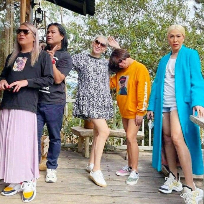 PraybeyttViceyy's tweet photo. Please protect my baby at all costs. Kayo nalang pag-asa namin, please stand by her when others turn against her. 🥺❤️‍🩹

#ViceGanda | Vice Ganda https://t.co/94bPUOAmOs