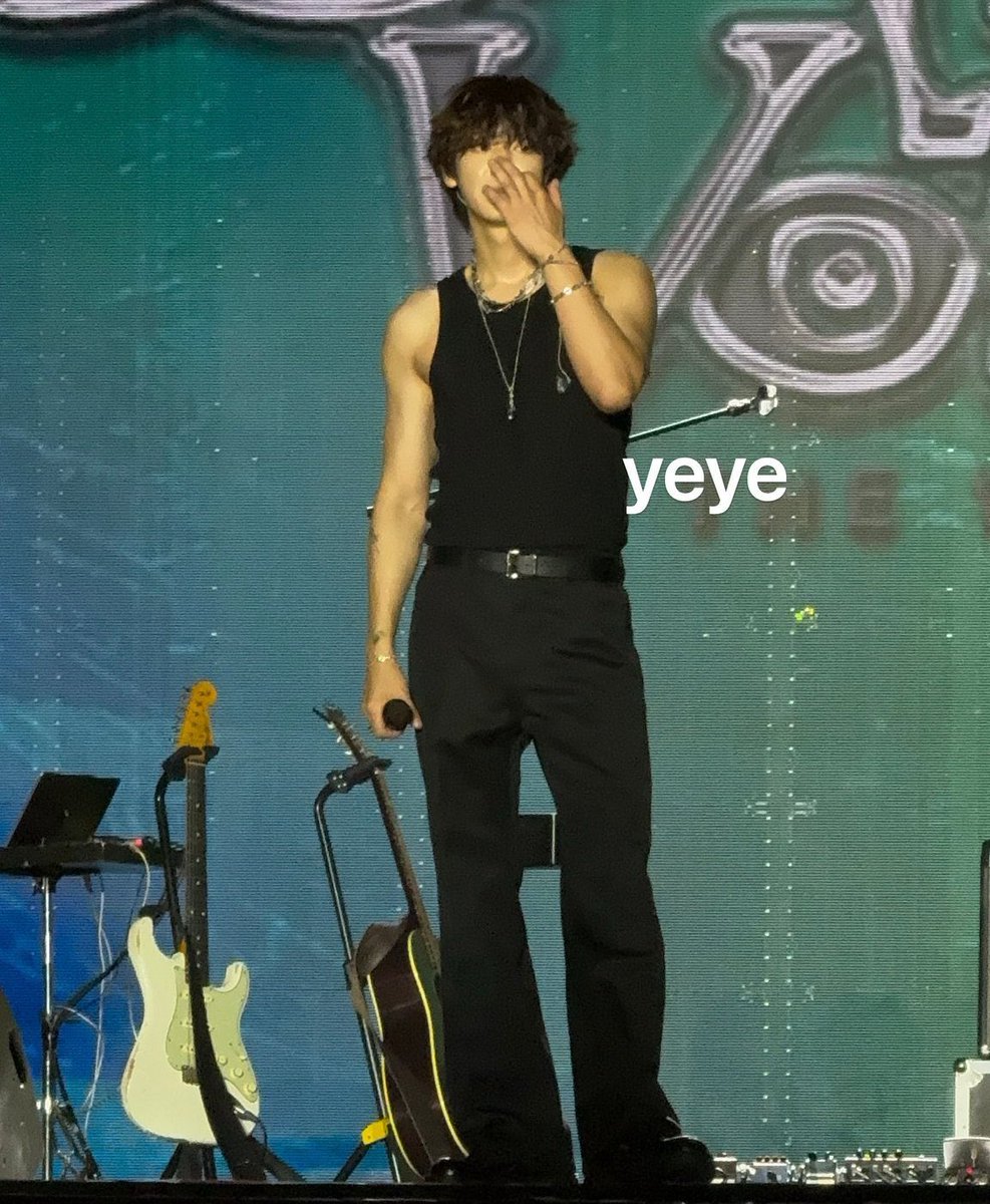 pcypictures's tweet image. tall, sexy and gorgeous