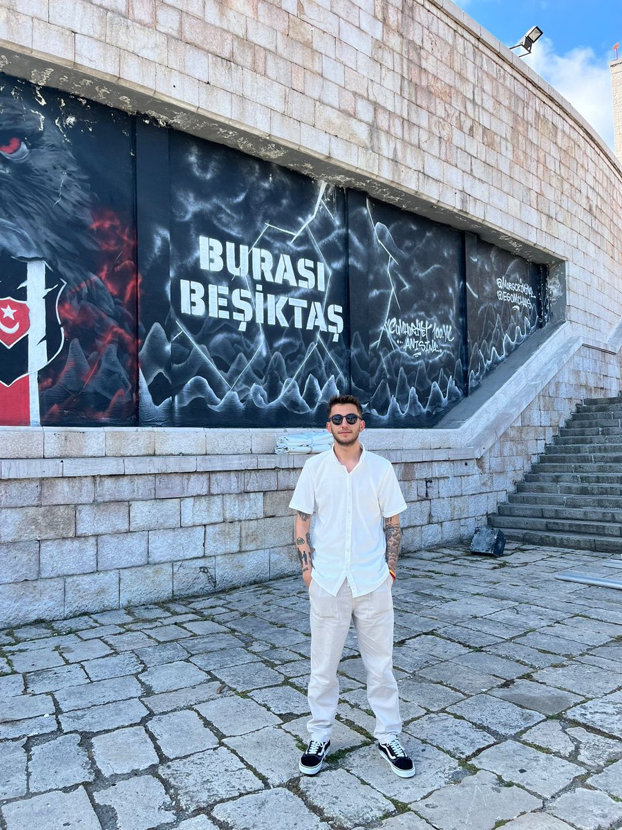 Bizim için otobüs durağı,vapur iskelesi