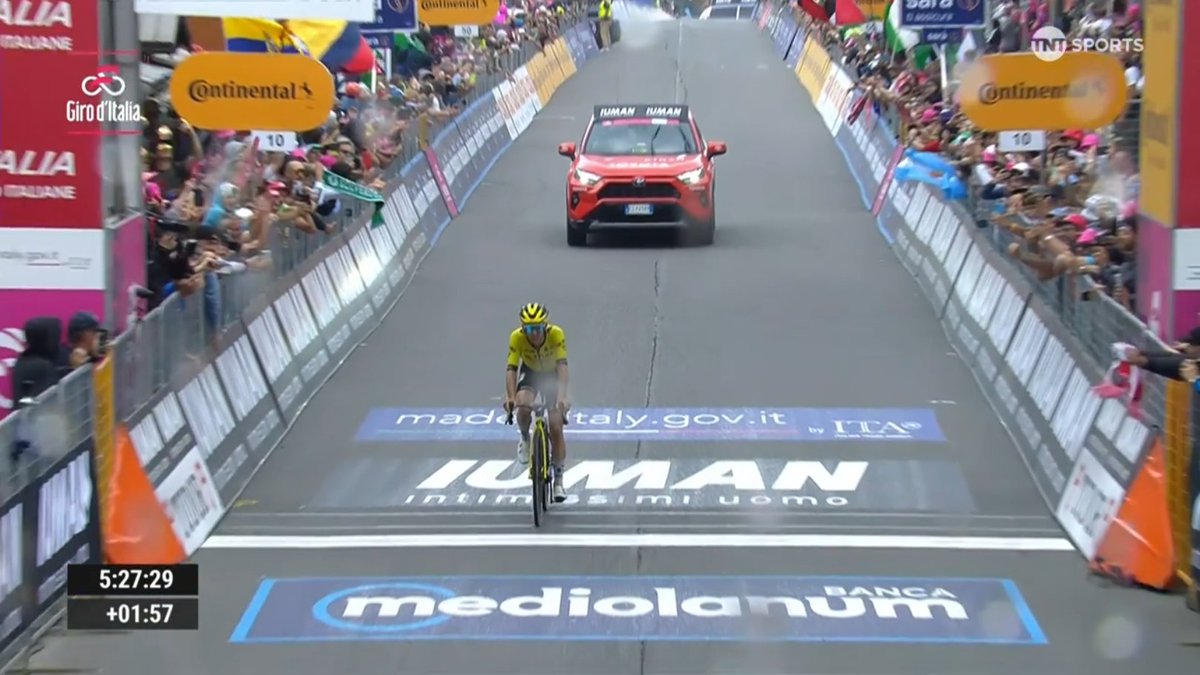 CAN YOU BELIEVE IT????? 🤯🤯🤯🤯🤯

🇬🇧 SIMON YATES WINS THE 2025 GIRO D'ITALIA WITH A PERFORMANCE THAT WILL BE REMEMBERED FOR THE AGES!!!

REDEMPTION FOR HIM!

#GirodItalia
