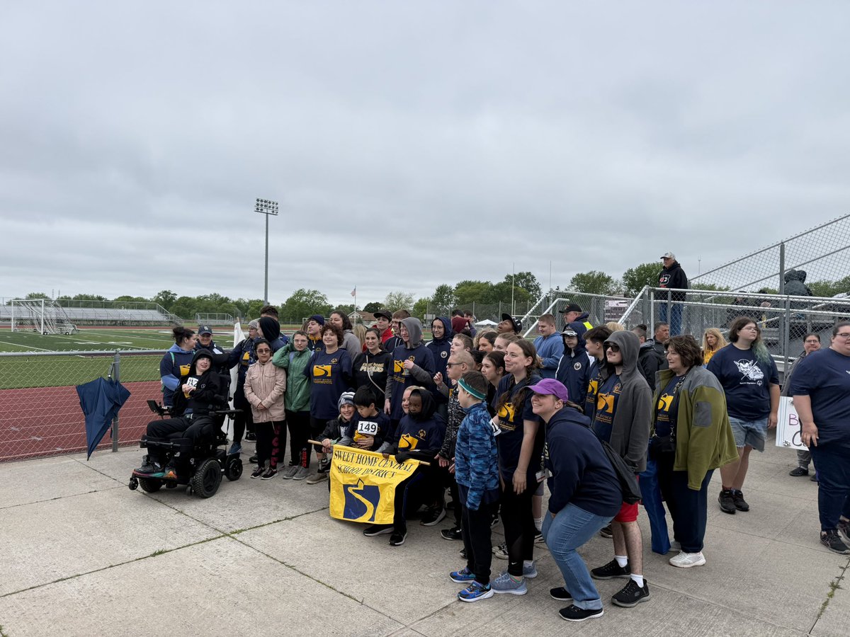 Congrats to our athletes who participated in the Special Olympics event at Tonawanda high school today. We are so grateful for all the support from our families and the constant advocacy/dedication from our Champions. <a href="/GlendaleSH/">Glendale Elementary School</a> <a href="/WillowRidge480/">Willow Ridge ES</a> <a href="/MaplemerePTA/">Maplemere PTA</a> <a href="/SpecialOlympics/">Special Olympics</a>