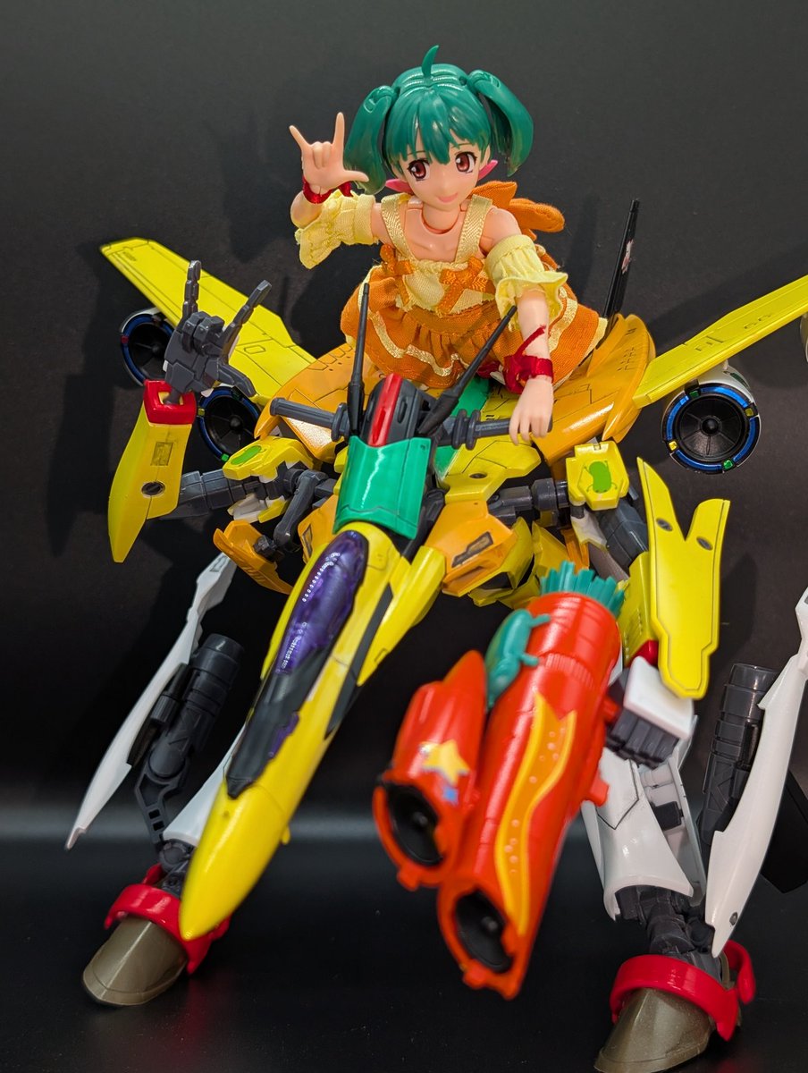 旗神@こまめ　ギャラライ両日参加！ tweet media