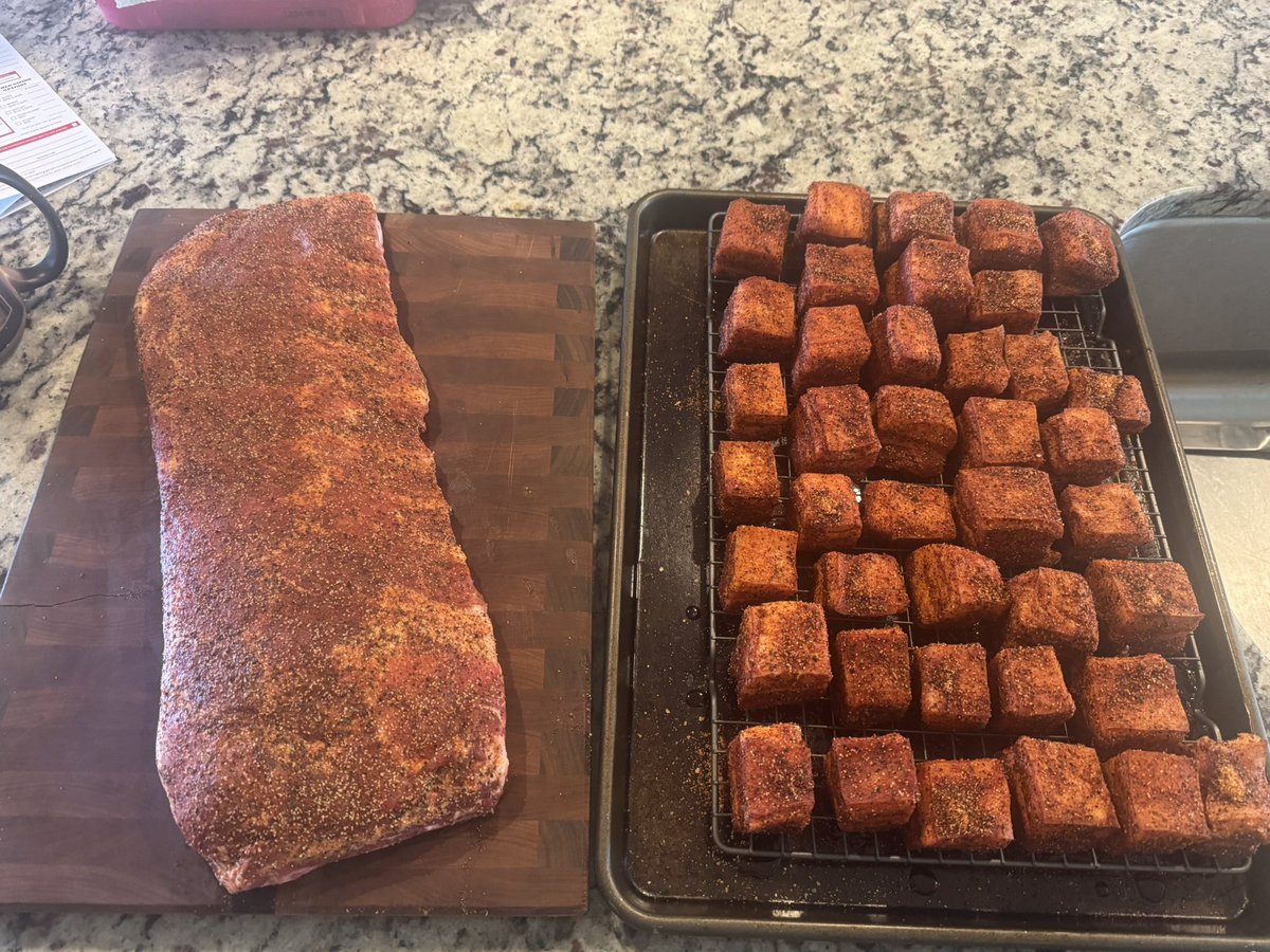 Road_Builder_TX's tweet image. Mama always said it’s rude to show up to a party empty handed.