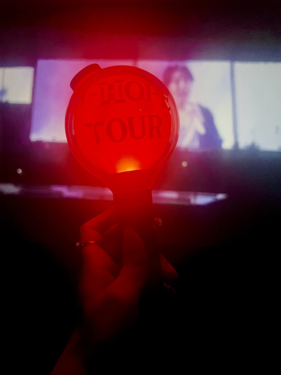 Kim_Loula's tweet photo. @bts_bighit 💜💜💜 https://t.co/lRStzLeva2