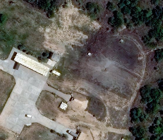 1.We hit 36 airbases ,military installations in India.

Not a single video of any strikes and hits on any of our AFB.

2.We destroyed S-400 radar at Adampur.

High res sat imagery wasn't released since there were no hits.

3.6 IAF jets shot down

PAF unable to show 6 wreckages.🤡