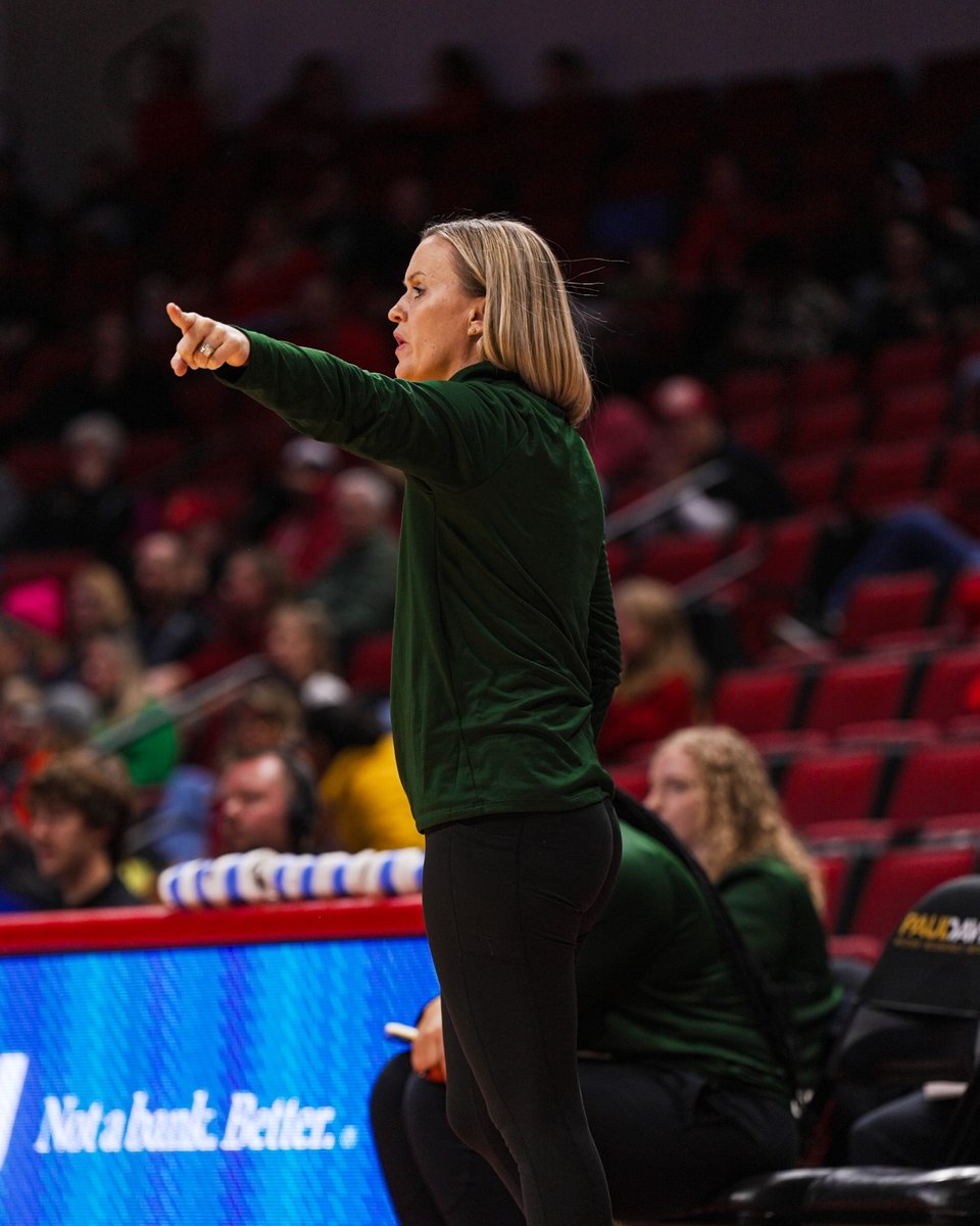 Help us wish our Associate Head Coach Taren Martin a very 𝑯𝒂𝒑𝒑𝒚 𝑩𝒊𝒓𝒕𝒉𝒅𝒂𝒚! 🥳 

#WinAsOne