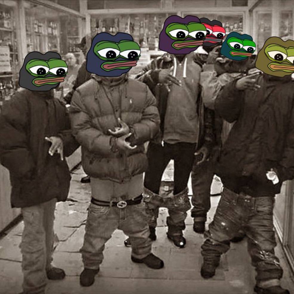 pepewifmask_eth's tweet photo. Gang! Not all heroes wear capes.

But all my homiez wear masks $PEPEMASK. 😁 https://t.co/lhc3vwIINz