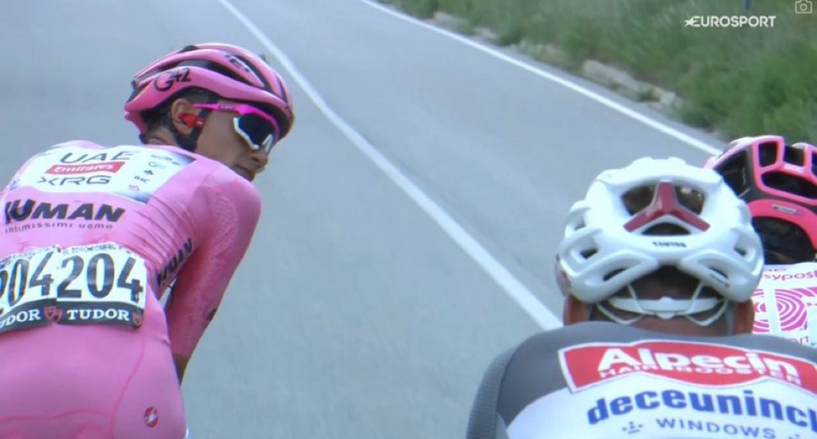 Worst ever Mexican standoff