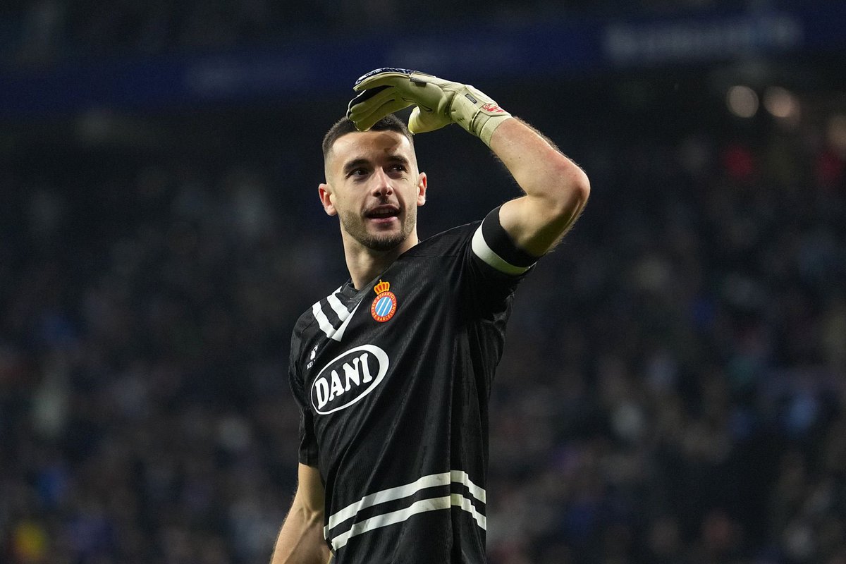 #Arsenal had everything agreed with Joan Garcia last summer, and pulled out because Espanyol wanted the release clause met which they’d stated all summer. Neto only made sense if that money was spent in attack; it wasn’t, and it’s proved a major fumble of a top talent from Edu.
