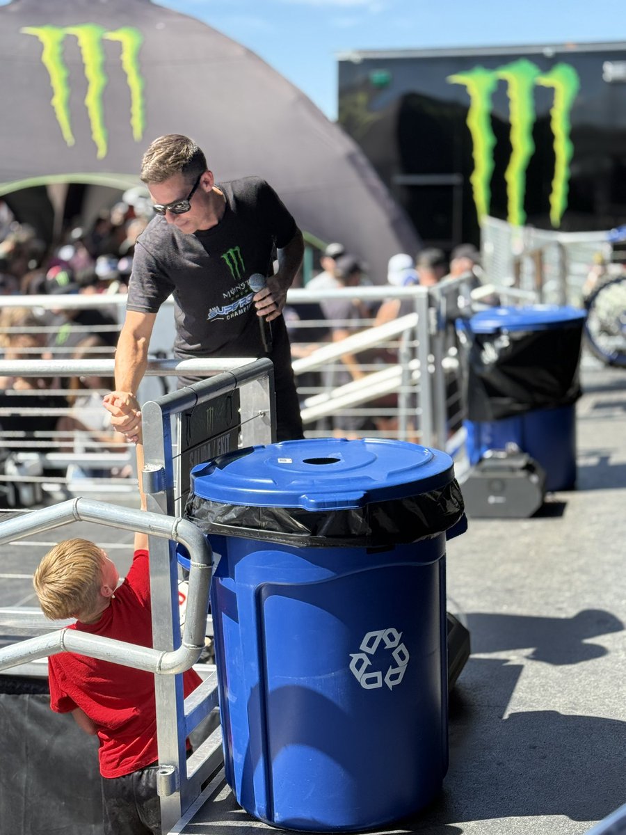 DJKO___'s tweet photo. @MonsterEnergy #RigRiot 2025 Denver Great time rocking with you! https://t.co/t91DN3cgP3