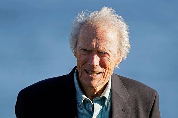 Hoy cumple 95 añazos Clint Eastwood y sigue dirigiendo películas.