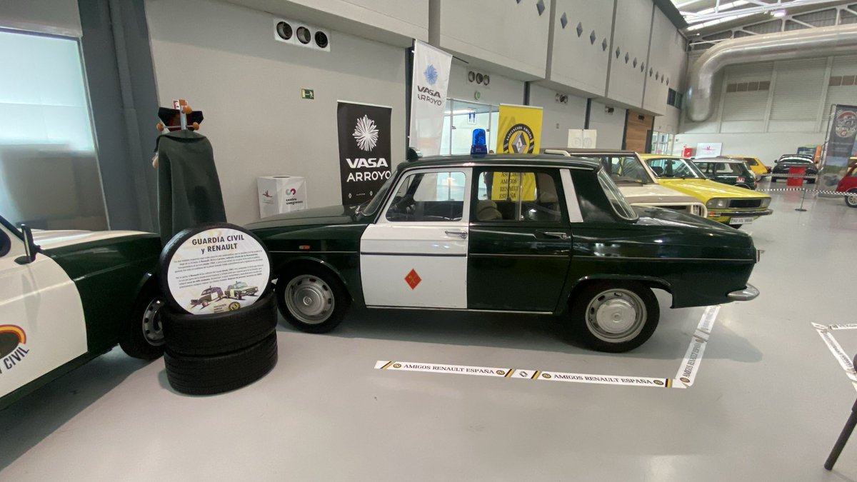 Guardia Civil (@guardiacivil) on Twitter photo Exposición de vehículos de la <a href="/guardiacivil/">Guardia Civil</a> en el "I Salón de vehículos clásicos, época y de colección".
-Retro auto&moto #Valladolid 2025-
🗓️ Días 31 mayo y 1 junio
🕙 Horario:
Sábado de 10:00 a 21:00 h
Domingo de 10:00 a 19:00 h
📍Feria de Valladolid
#ServicioMaterialMovilGC Exposición de vehículos de la <a href="/guardiacivil/">Guardia Civil</a> en el "I Salón de vehículos clásicos, época y de colección".
-Retro auto&moto #Valladolid 2025-
🗓️ Días 31 mayo y 1 junio
🕙 Horario:
Sábado de 10:00 a 21:00 h
Domingo de 10:00 a 19:00 h
📍Feria de Valladolid
#ServicioMaterialMovilGC