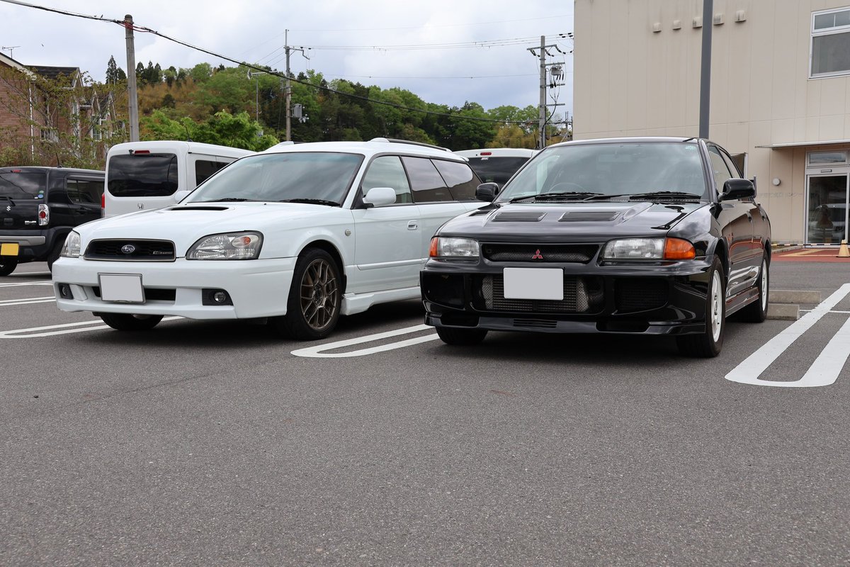 ono_ce9a's tweet photo. 先日はありがとうございました🚗
うちの親が昔乗ってた車なので懐かしいかったです😊 https://t.co/MZNPlu8cgr