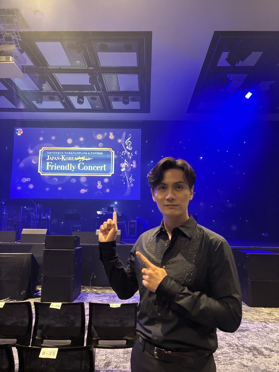 kazuki_kato1007's tweet photo. #JKFC 夢のような時間でした！来てくれた皆さんありがとうございました！本当にここでしか味わえないステージで、もっと頑張らなきゃいけないなと痛感した時間でもありました。先輩方の背中を追い続け、もっと表現者として精進していきます。また必ず共演できますように！！ https://t.co/FsPjFKNMUT