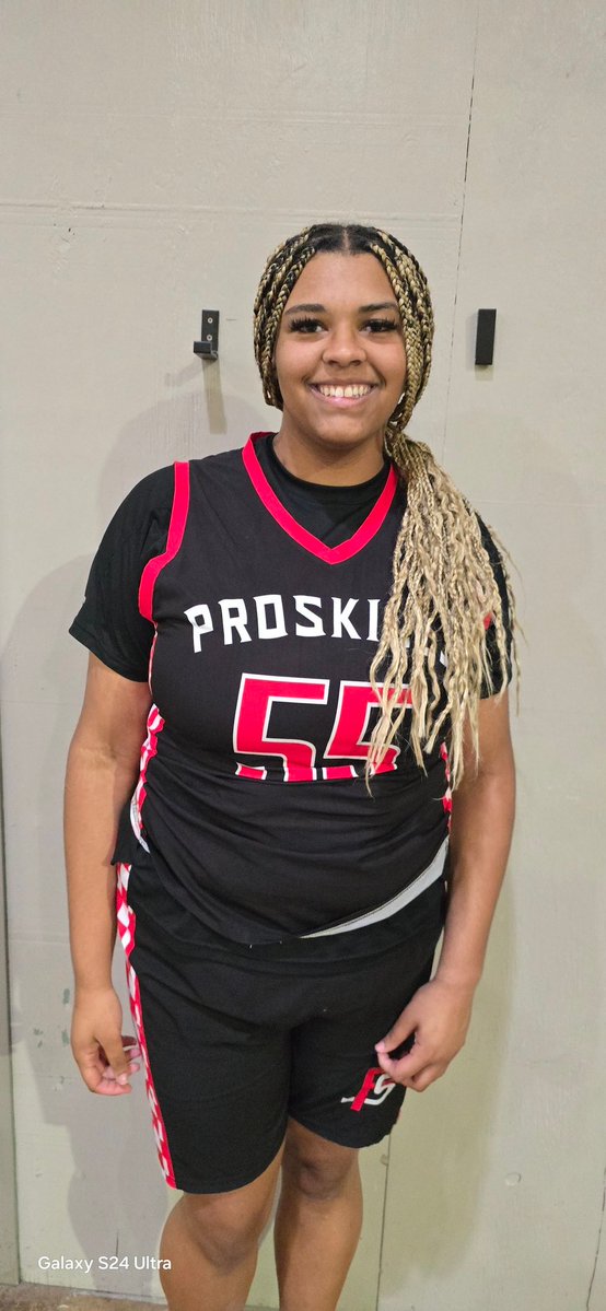 Girlz Prep Report (@girlzprepreport) on Twitter photo Several new faces impressed me to open <a href="/HoUCoachChuck11/">Hou-UTD</a> <a href="/Slam1Hou/">HouSummerSlam1</a> and <a href="/ProSkillsGBB/">ProSkills Girls Basketball</a> SETX Layla Watson was one of them. 6'2 and C/0 2027 Several new faces impressed me to open <a href="/HoUCoachChuck11/">Hou-UTD</a> <a href="/Slam1Hou/">HouSummerSlam1</a> and <a href="/ProSkillsGBB/">ProSkills Girls Basketball</a> SETX Layla Watson was one of them. 6'2 and C/0 2027