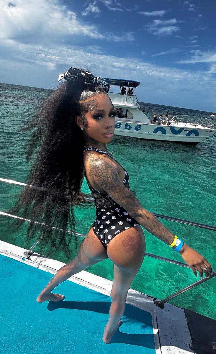 Cbfw &amp; anythingggg at all 🤏🏾😍😓