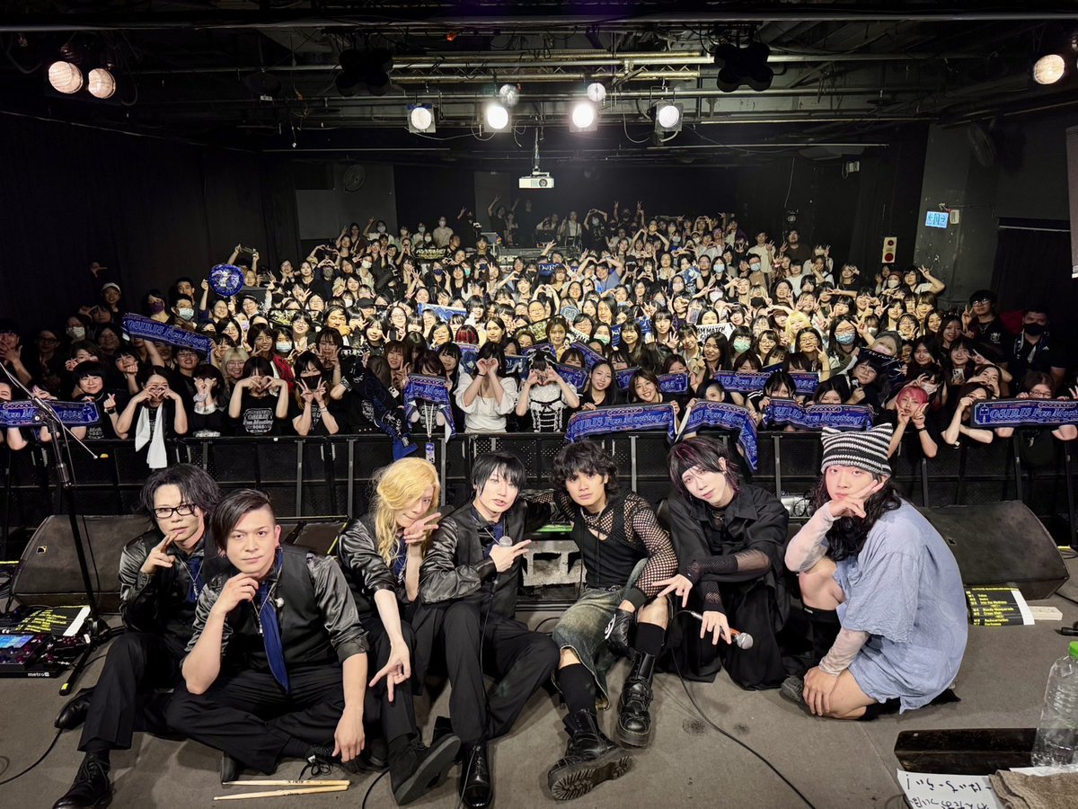 banyaro_net's tweet photo. 「𝐁𝐀𝐍𝐃 𝐘𝐀𝐑𝐎𝐔𝐙𝐄!」𝐒𝐩𝐞𝐜𝐢𝐚𝐥 𝟐𝐌𝐀𝐍 𝐋𝐈𝐕𝐄!!
『𝐎𝐒𝐈𝐑𝐈𝐒×福夢𝐅𝐔𝐌𝐎𝐍』

台湾にお集まりいただいた皆さん、
ありがとうございました！

次は8月15日(金)…
CLUB CITTA'でお会いしましょう！

#バンやろ https://t.co/oRwRkwxDKr