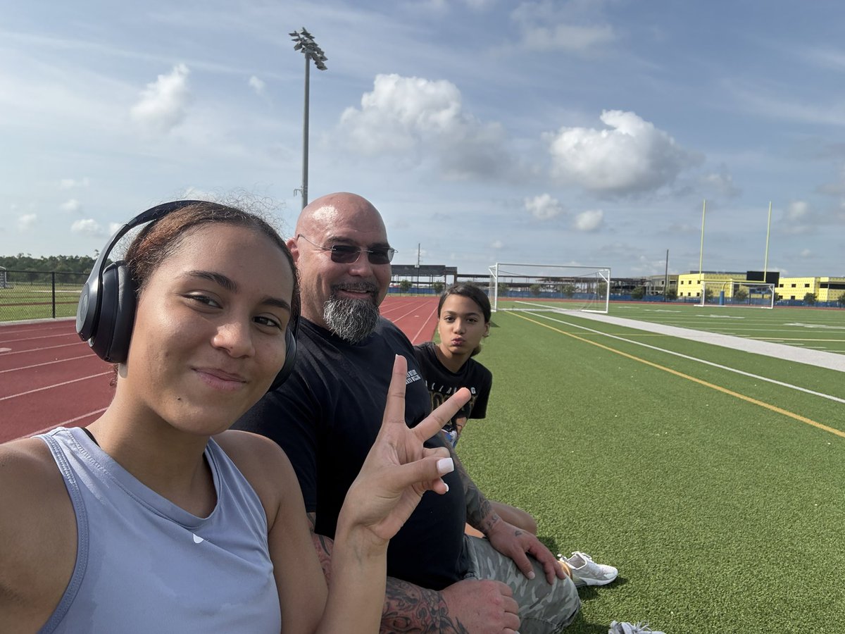 Will Cook (@steelwill74) on Twitter photo It doesn’t happen just on the court! Sub 7 mile, 3 curves and 5 minute bleachers!! Greatness is not an accident!! <a href="/AlaysiaCook8/">Alaysia Cook</a> and lil Sis getting it this morning! It doesn’t happen just on the court! Sub 7 mile, 3 curves and 5 minute bleachers!! Greatness is not an accident!! <a href="/AlaysiaCook8/">Alaysia Cook</a> and lil Sis getting it this morning!
