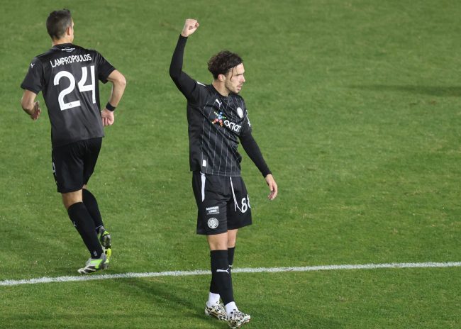 Αντίο Μαυροβούνιε παιχταρά!!

Μεγάλη απορία πάντως πως ξεχασε να βαράει τις φαουλάρες και γενικα τις σουτάρες που εβαζε οταν μας συστήθηκε

#ΟΦΗ #bakic