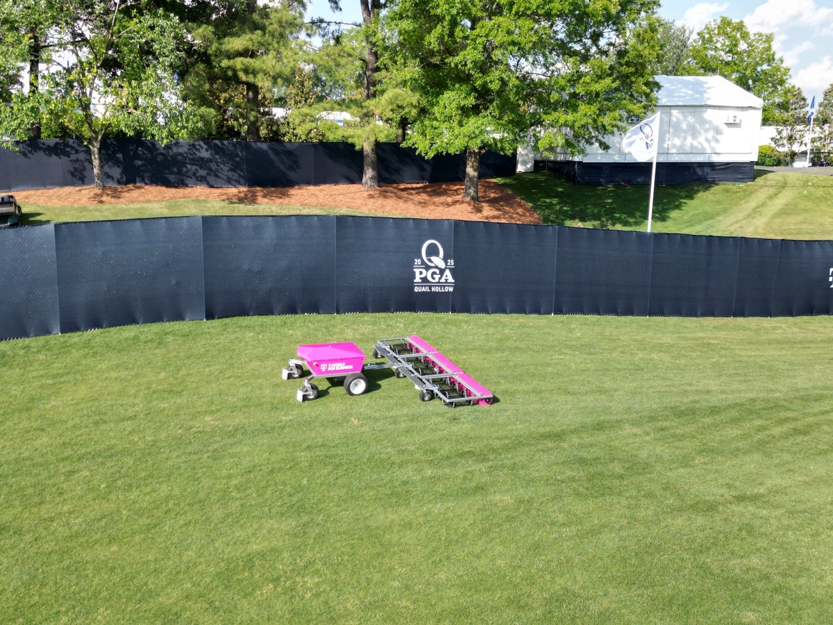 A very striking, custom built, and branded 𝐏𝐢𝐤’𝐫 autonomous robotic range picker was recently debuted at the 𝐏𝐆𝐀 𝐂𝐡𝐚𝐦𝐩𝐢𝐨𝐧𝐬𝐡𝐢𝐩 at Quail Hollow Club. Powered by 𝟓𝐆 𝐀𝐝𝐯𝐚𝐧𝐜𝐞𝐝 𝐍𝐞𝐭𝐰𝐨𝐫𝐤 𝐒𝐨𝐥𝐮𝐭𝐢𝐨𝐧𝐬 from <a href="/TMobileBusiness/">T-Mobile Business</a> , the Pik’r precisely