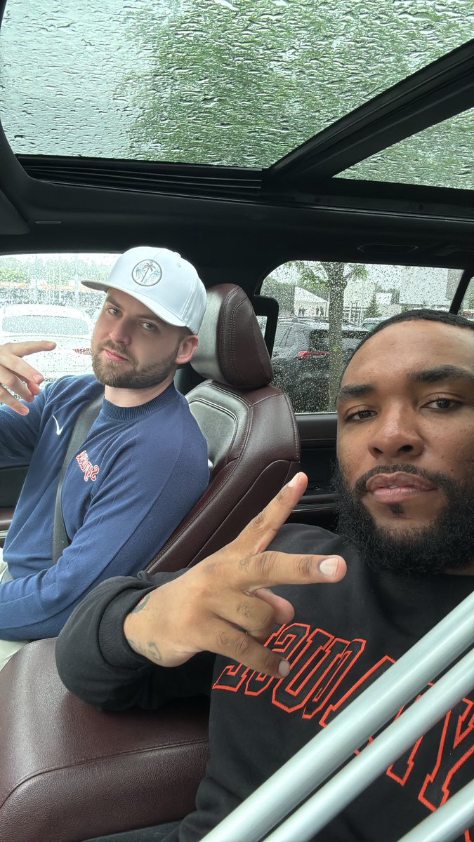 Tyshon Fogg (@coachtfogg) on Twitter photo First OV Weekend with my dawg <a href="/AlexKellyCuse/">Alex Kelly</a> ๐๐ฏ DMV โก๏ธ CUSE #DART #CUSE #DMVtakeover First OV Weekend with my dawg <a href="/AlexKellyCuse/">Alex Kelly</a> ๐๐ฏ DMV โก๏ธ CUSE #DART #CUSE #DMVtakeover