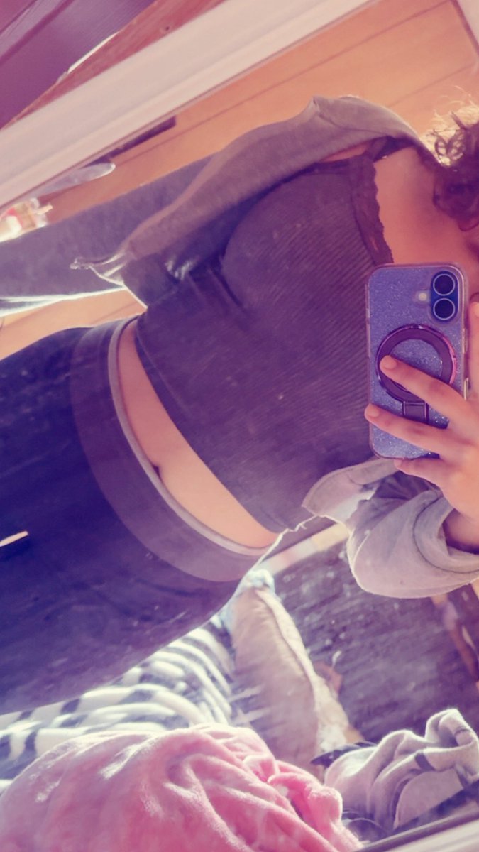 ChereshiLee's tweet photo. 182 -> 144 | Breakups work so well https://t.co/zGhJ7UK4O6