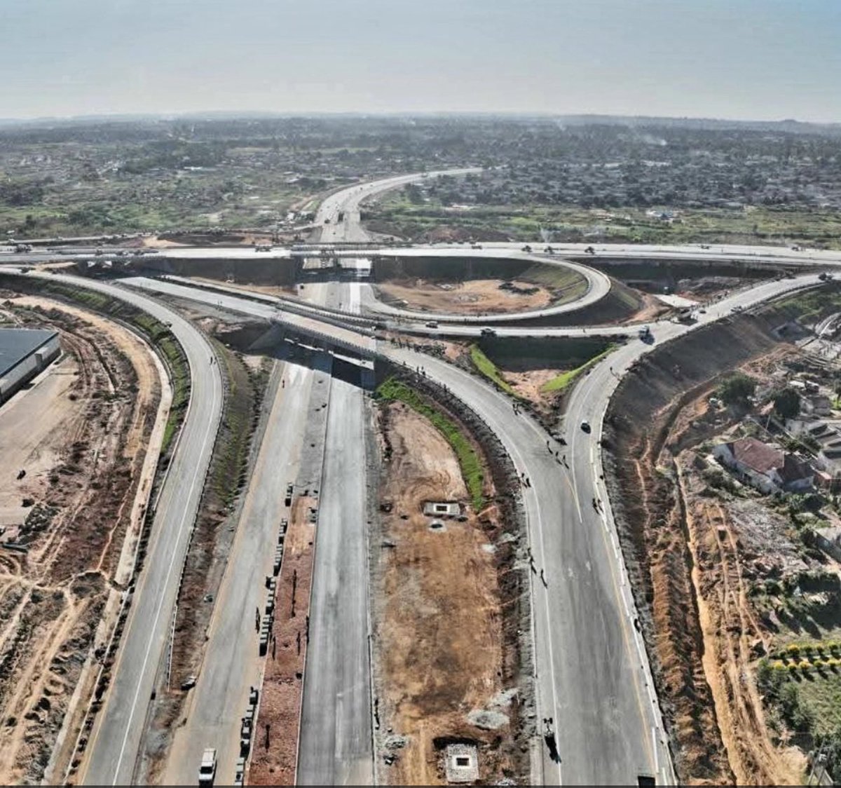 Kan_Yimo's tweet image. $80 million to construct this? US dollars? ZANU PF and ED joke too much

We are led by imbeciles.
#ZanuPfOut