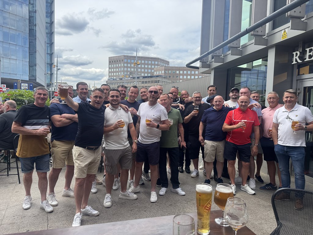 Jimmy Haughney ๐ฎ๐ช๐ (@jimmyafc1978) on Twitter photo Out out with the south London arsenal <a href="/AfcAldo/">Gary</a> <a href="/PaulWoodley11/">Paul Woodley</a> <a href="/paulantino66/">Paul Antino</a> <a href="/gooner_south/">GoonerSouth</a> <a href="/SamSherren/">SamSherren๐ด๓ ง๓ ข๓ ฅ๓ ฎ๓ ง๓ ฟ</a> ๐ดโช๏ธ Out out with the south London arsenal <a href="/AfcAldo/">Gary</a> <a href="/PaulWoodley11/">Paul Woodley</a> <a href="/paulantino66/">Paul Antino</a> <a href="/gooner_south/">GoonerSouth</a> <a href="/SamSherren/">SamSherren๐ด๓ ง๓ ข๓ ฅ๓ ฎ๓ ง๓ ฟ</a> ๐ดโช๏ธ