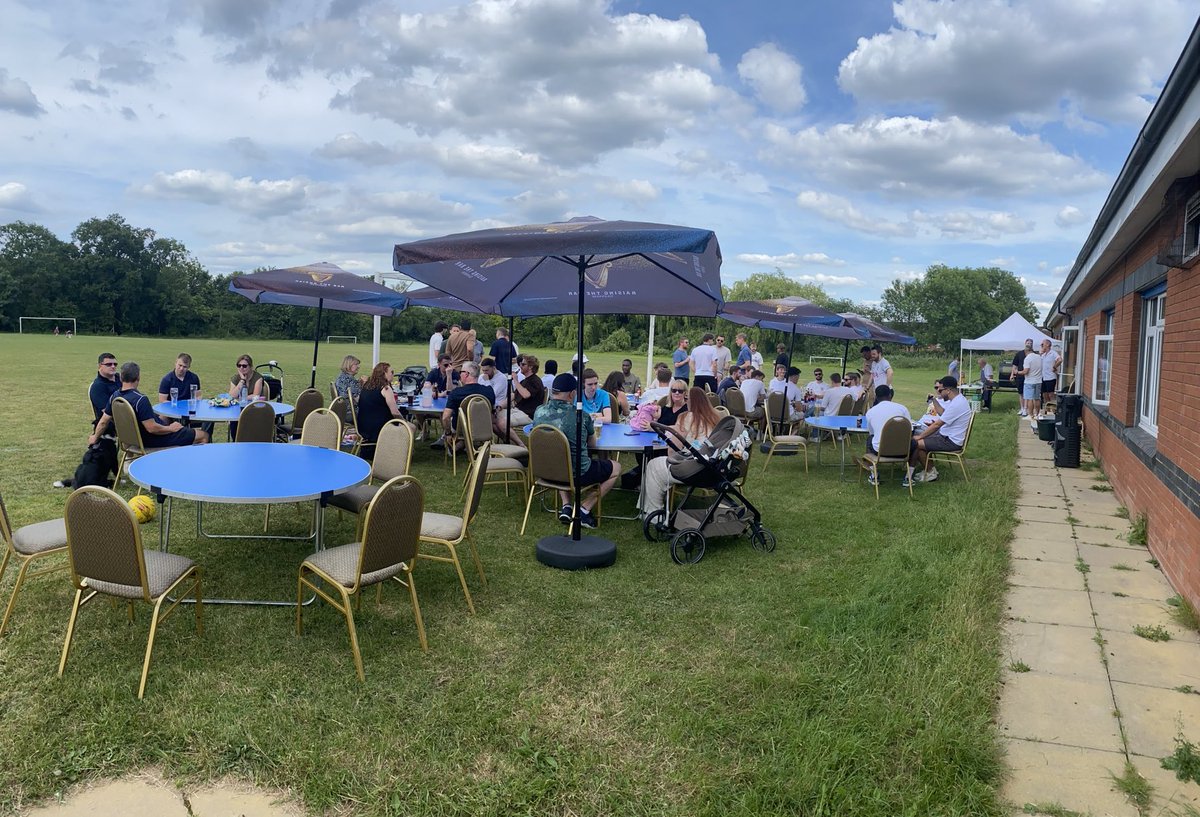 ⁦Good turnout for the ⁦<a href="/OldIgnatianFC/">Old Ignatian FC</a>⁩ end of season BBQ