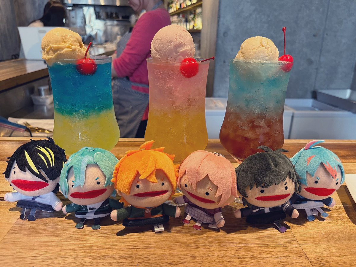 本日いつメン会でした！！！相変わらずノンストップで話し続けて楽しすぎた🥳🥳🥳
綾女さん、すばるさんありがとうございましたー！！！また遊んでやってください🫶