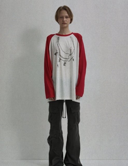 kickflip_item's tweet photo. 📍250516 [계훈]

Chain raglan long sleeve t-shirt red 

108,000 ₩

https://t.co/8zgYfh5KfB https://t.co/LS4QACPQge