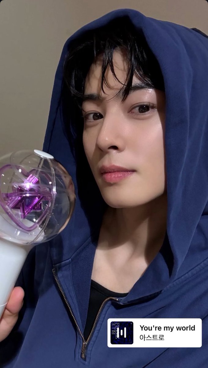 You are my world my pretty baby!! 🥹💖

#차은우 #CHAEUNWOO