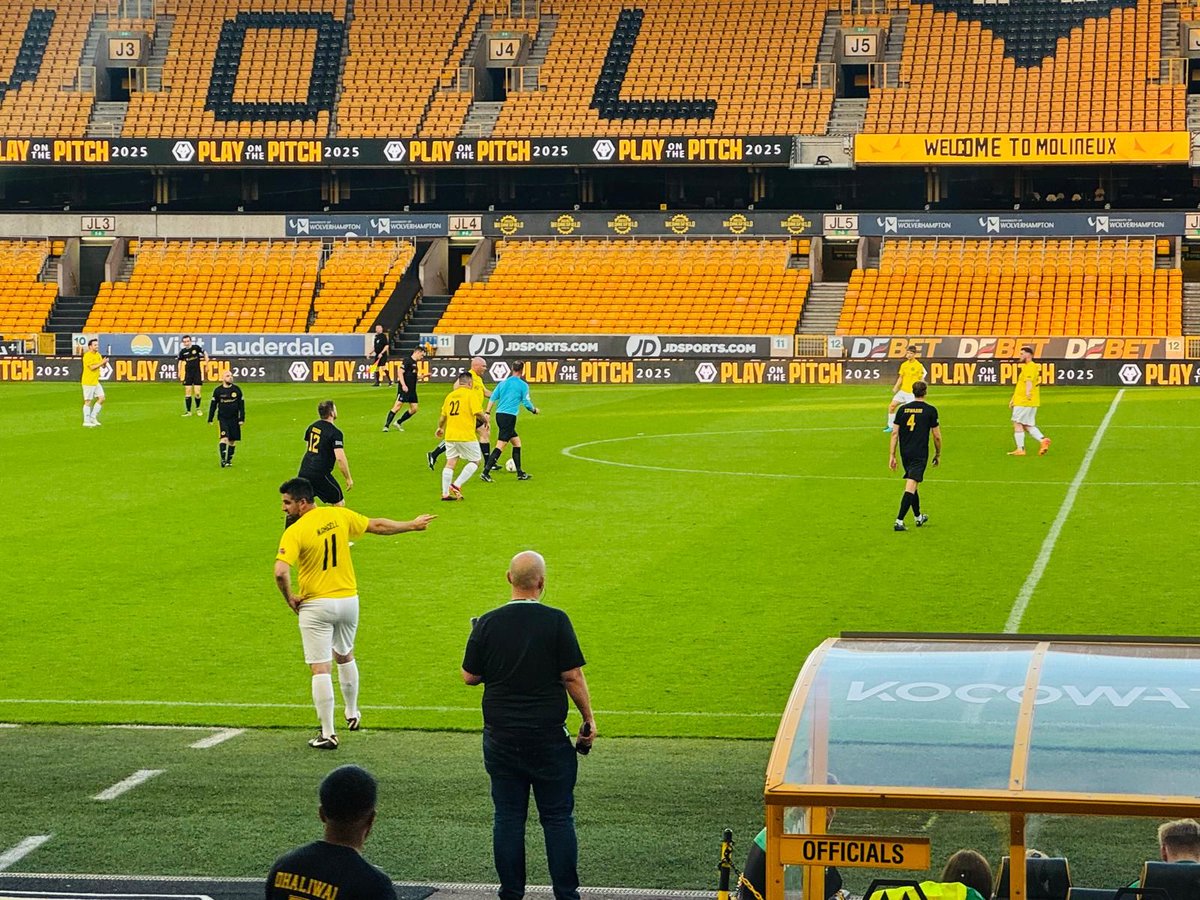 Sureena Brackenridge MP (@sureena4wne) on Twitter photo 🏟️⚽ Well done Wolves Fancast 🐺🖤🧡
Huge congrats to everyone who took part in the annual <a href="/wolvesfancast/">Wolves Fancast</a> Charity Match at the mighty Molineux!
Brought together local content creators, influencers, and a few familiar faces — including Dave Edwards, Adam Proudlock, and Mark 🏟️⚽ Well done Wolves Fancast 🐺🖤🧡
Huge congrats to everyone who took part in the annual <a href="/wolvesfancast/">Wolves Fancast</a> Charity Match at the mighty Molineux!
Brought together local content creators, influencers, and a few familiar faces — including Dave Edwards, Adam Proudlock, and Mark