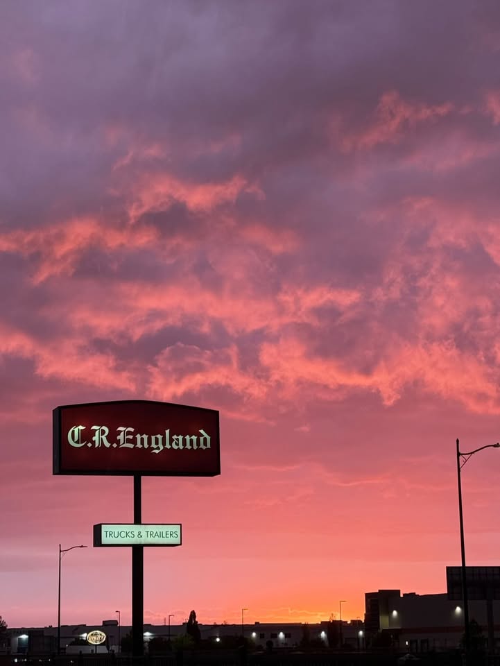 CREngland's tweet image. The sun sets on May — but we&apos;re ready for June! 

#CREngland #DeliverExcellence #FreightSolutions #Trucking #Sunset