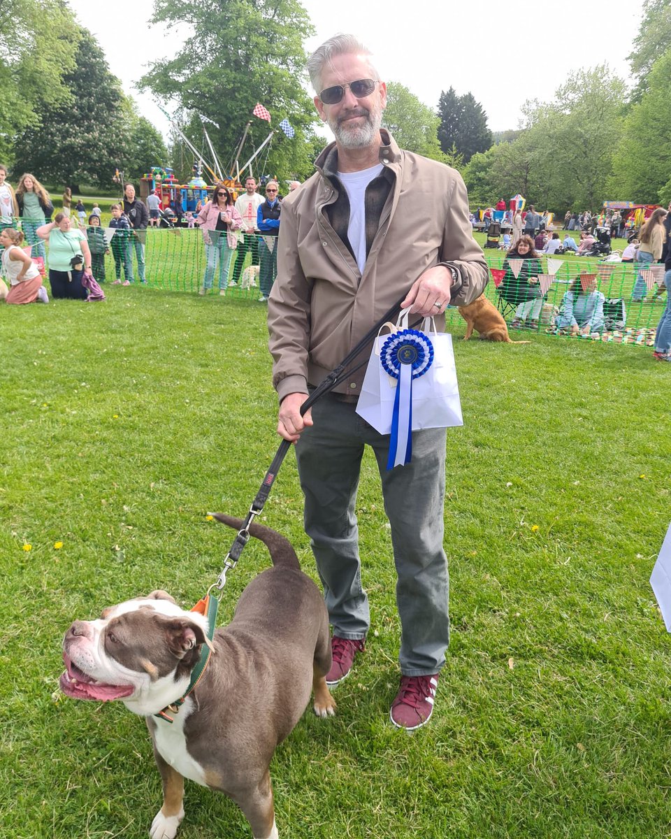 We had an great time running the dog show at the #LarkhallFestival in #Bath recently. Thanks to everyone who supported the event we raised a fabulous £429 which will make a huge difference to hounds in need. We had great fun, hope you did too! Full set of images on our FB Page.