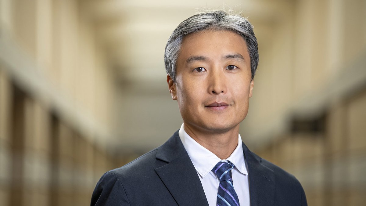 “Companies are faced with higher labor costs. In that case, they’ll probably automate.” Faculty expert <a href="/yong_suk_lee/">Yong Lee</a> explains why automation will remain prevalent even as the Trump administration works to reshore American manufacturing. go.nd.edu/9116ed

<a href="/McKennaCenterND/">McKenna Center—Human Development & Global Business</a>