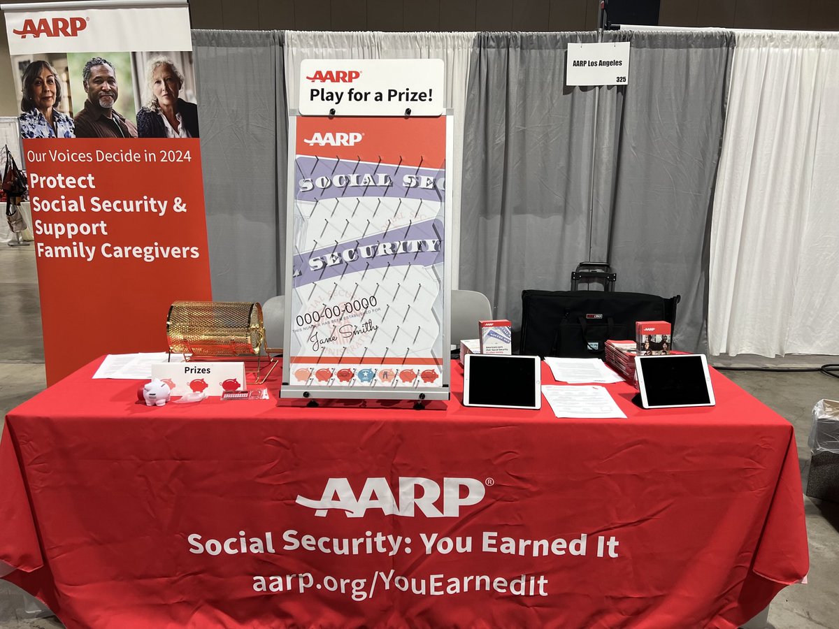 AntoineCook1's tweet image. The ⁦@RadioFreeKJLH⁩ Women’s Health Expo has begun and we are ready to talk Social Security! ⁦@AARPCA⁩