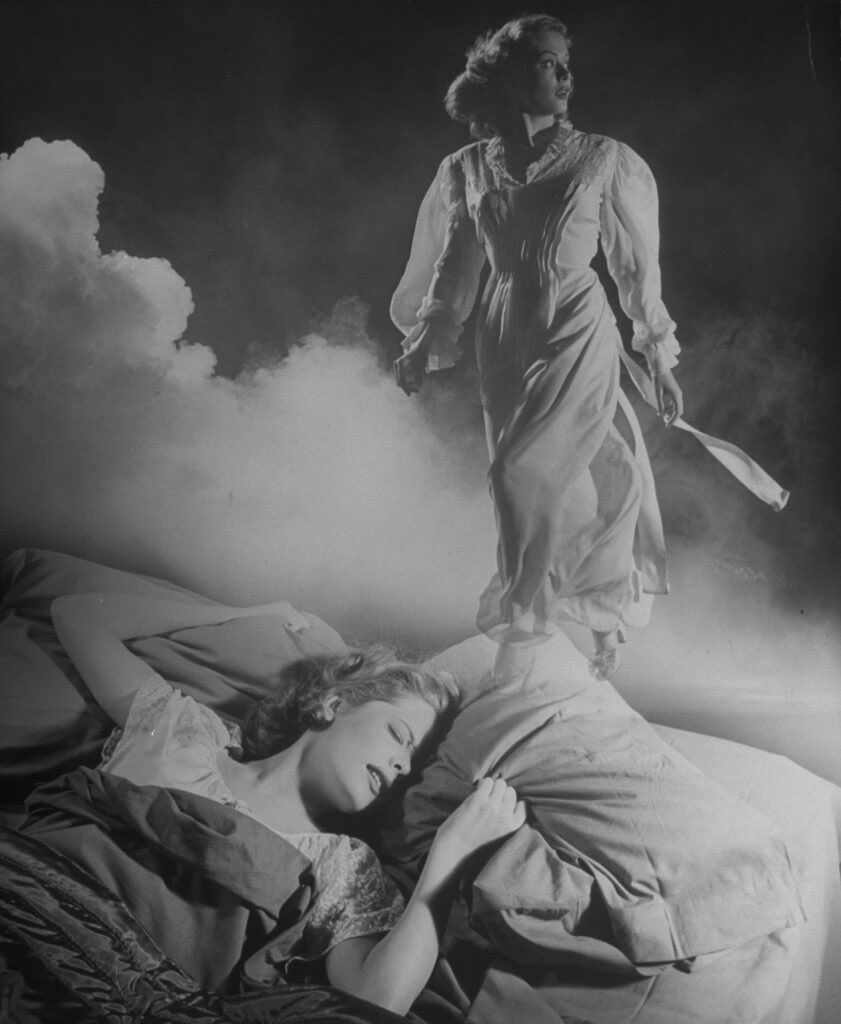 sl33p2dreamy's tweet photo. jane greer….this photoshoot #meansalottome https://t.co/eqkMWUUOYl