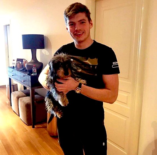 maxversnoopy's tweet image. 