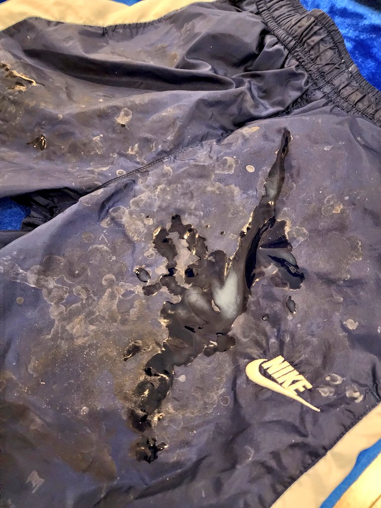 KHR3341's tweet image. Lots of cum loads on trackies 😛💦💦💦