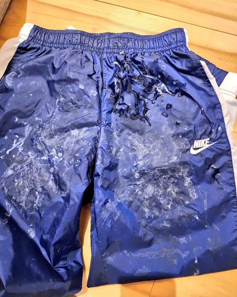 KHR3341's tweet image. Lots of cum loads on trackies 😛💦💦💦