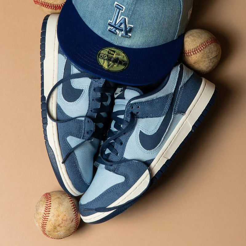 KicksDeals's tweet photo. Savings of $50 OFF retail are available for the light armory blue/midnight navy "Denim Textile" Nike Dunk Low Retro SE at $74.97 + FREE shipping. //Ad

BUY HERE -> https://t.co/mPoj5yTeEV https://t.co/hK0TJtLx8N