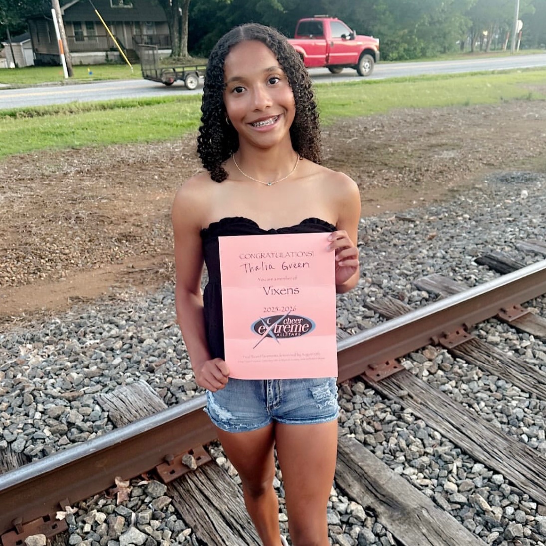 rich fish with a shark bite🦈💙 tweet media