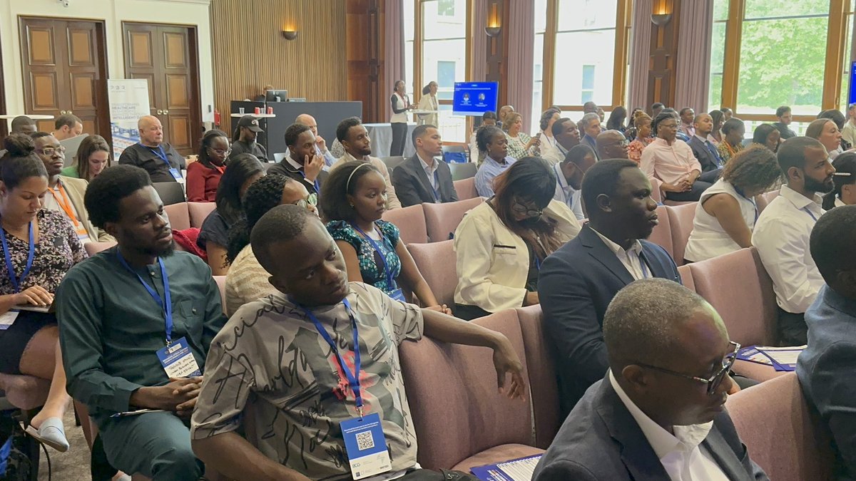 <a href="/PeterObi/">Peter Obi</a> at the <a href="/LondonBSchool/">LondonBusinessSchool</a> more photos. Full video dropping shortly here 👉🏾 t.ly/jN6YX