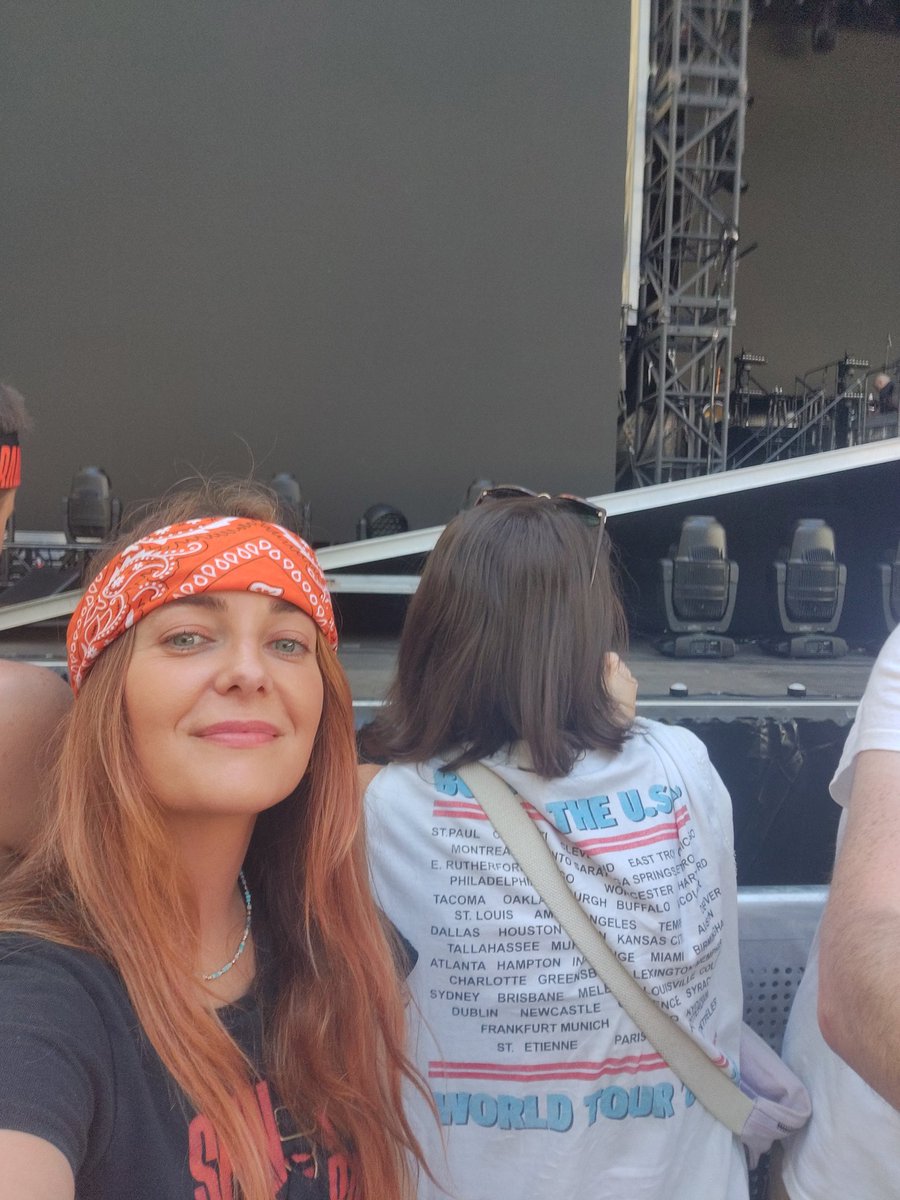 Elen Hamon tweet media