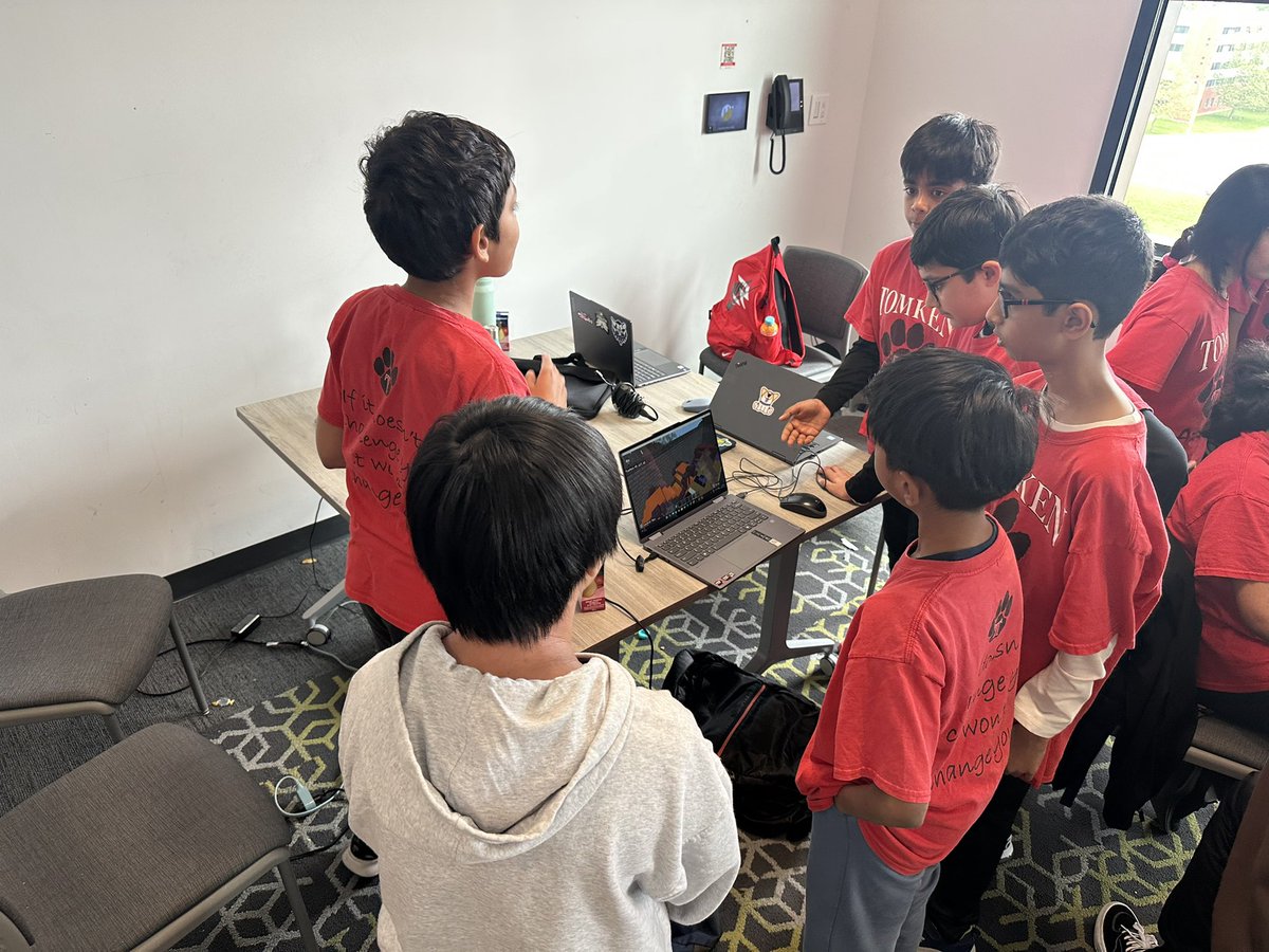 Amanda Rose tweet media