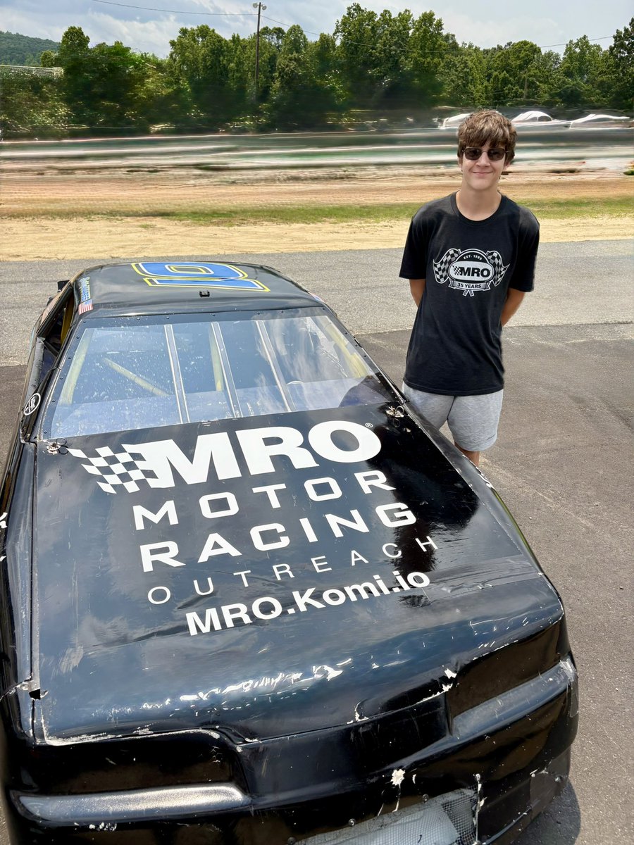 Car is unloaded and it is time to get ready for tech and practice!