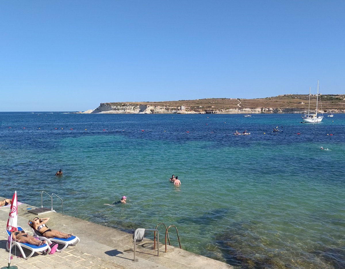 TokyoScene1's tweet photo. Summer! ⛱️🌞🏖️

#marsaskala #malta #beach https://t.co/iKGMdbrHOQ
