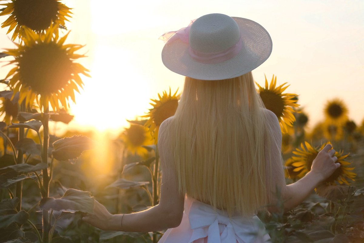 Do you like monogatari?
Planning more sunflowers photoshoots this summer💖
Ph: maddofoto on insta
~
#shinobuoshino #monogatari #cosplay #bakemonogatari