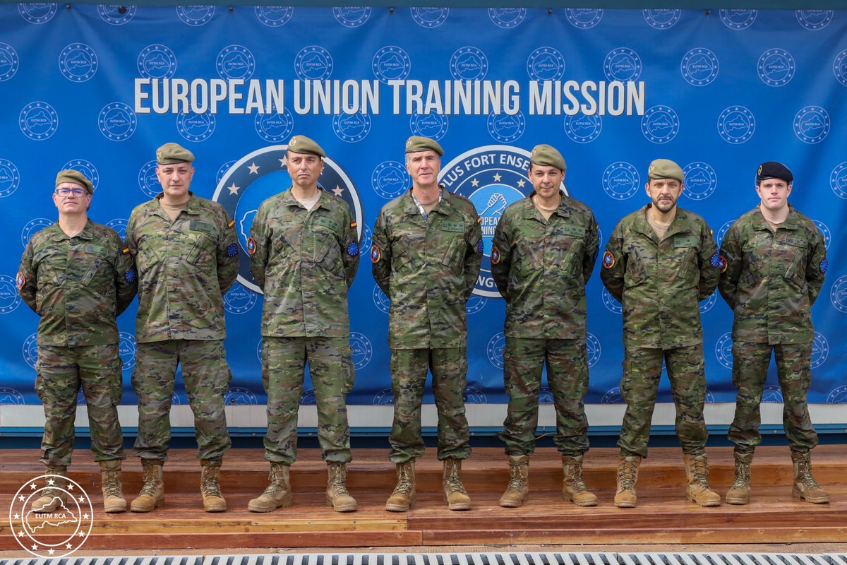 🇪🇸 🇨🇫 🇪🇺 The European Union Training Mission in the Central African Republic (EUTM RCA) held a military parade today at Camp Moana, in Bangui, to celebrate Spanish Armed Forces Day, also known as San Fernando's Day, the feast of the Patron Saint of the Spanish Armed Forces.